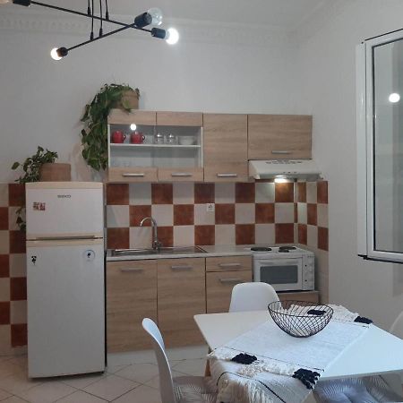 Evelina 4 Apartment Ликсури Екстериор снимка